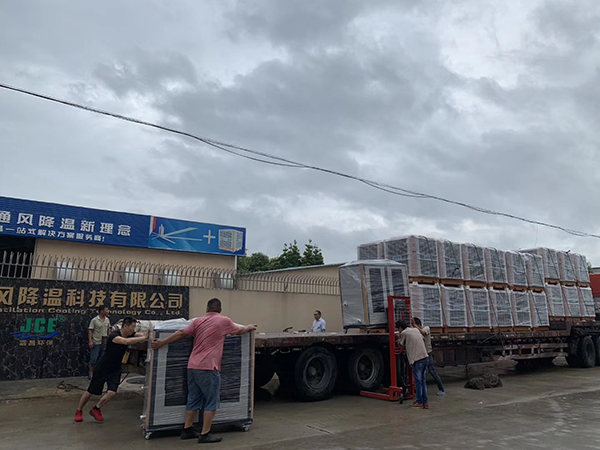 燃燒吧,瑞泰人!臺風(fēng)來襲,東莞車間降溫通風(fēng)工程公司瑞泰風(fēng)“頂風(fēng)作案”還在搶出貨!